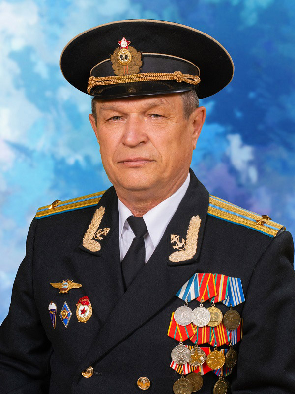 Кандауров Александр Викторович.