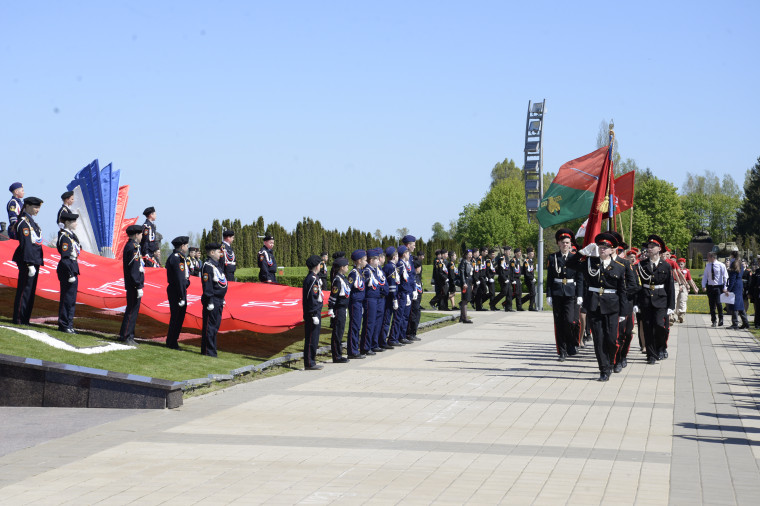 Парад военно-патриотических клубов, юнармейских отрядов и кадетских классов Белгородской области.